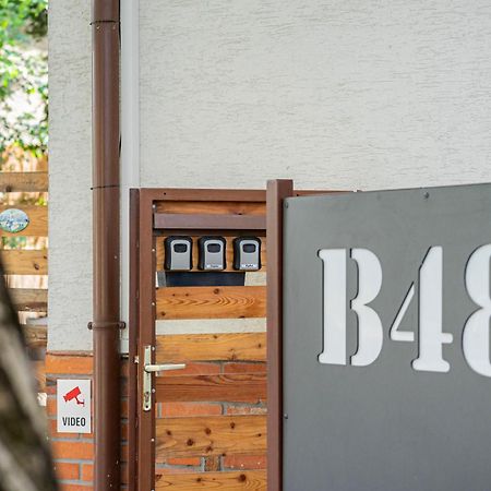 B48 Gardenhouse - A Zoeldben Kenyelmesen Villa Torokbalint Bagian luar foto